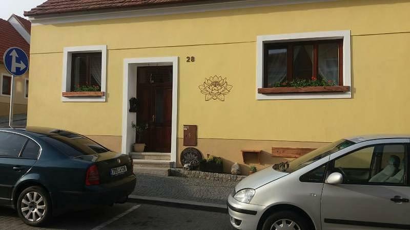 Apartman Lotos Mikulov Extérieur photo